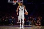 Shams：NBA每个人都清楚字母要走 相关谈判会在选秀时升温